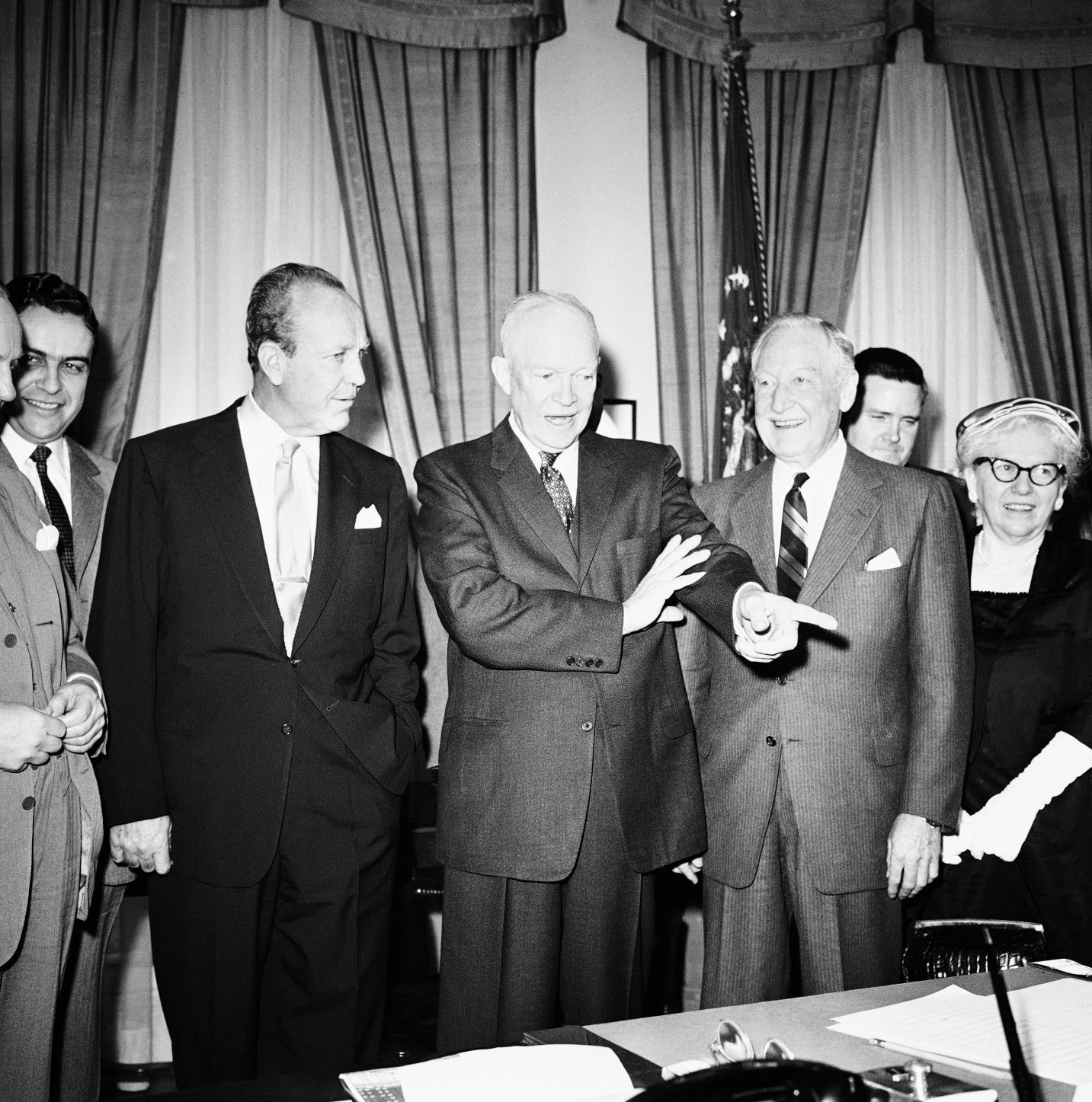 1955: Harlow H. Curtice